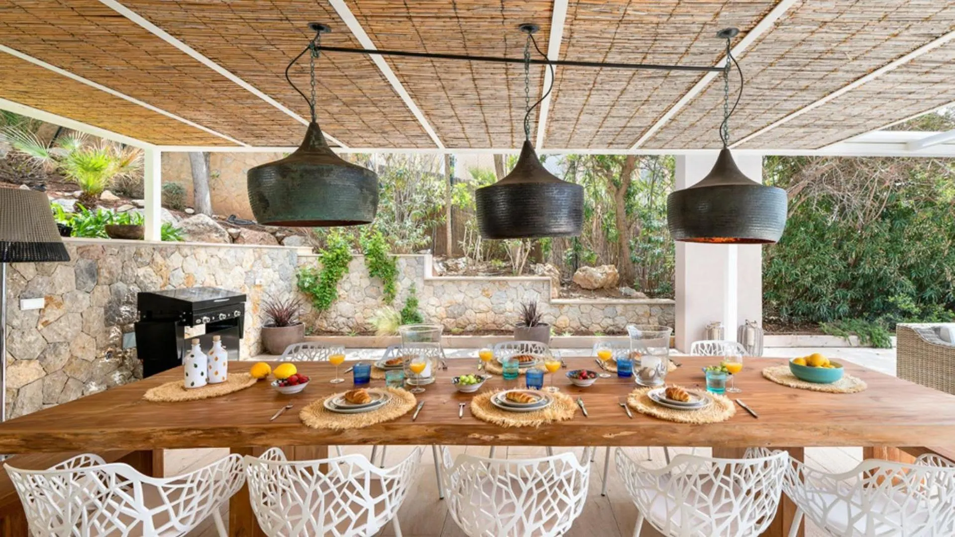 Stylish Hideaway On Mallorca Coast Andratx Villa